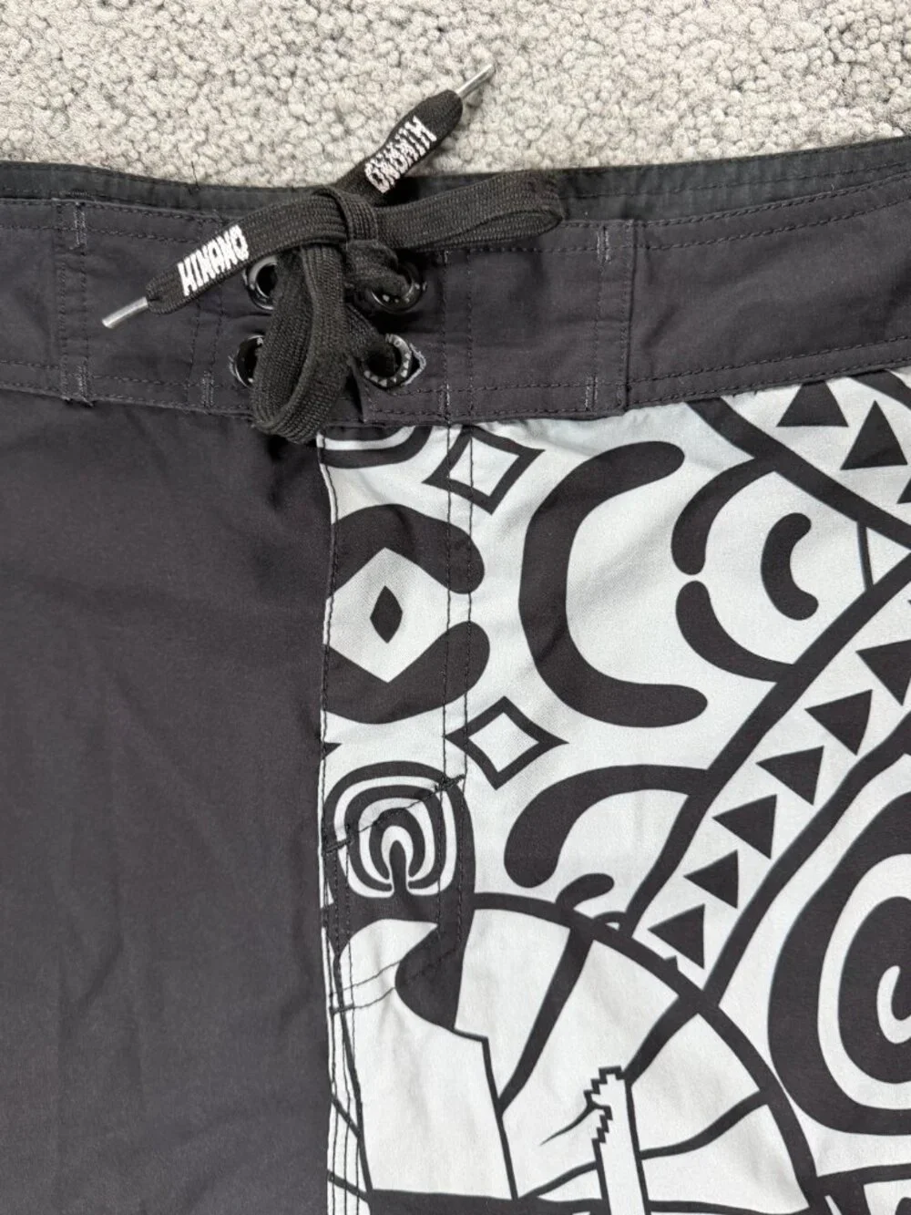 Rare Hinano Tahiti Collection Boardshorts -Men's Size 40 -Bold Polynesian Print